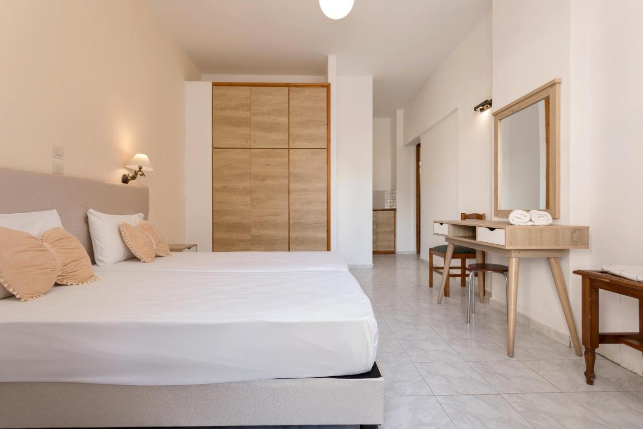 Holidays Studios & Apartments Лаганас Екстериор снимка