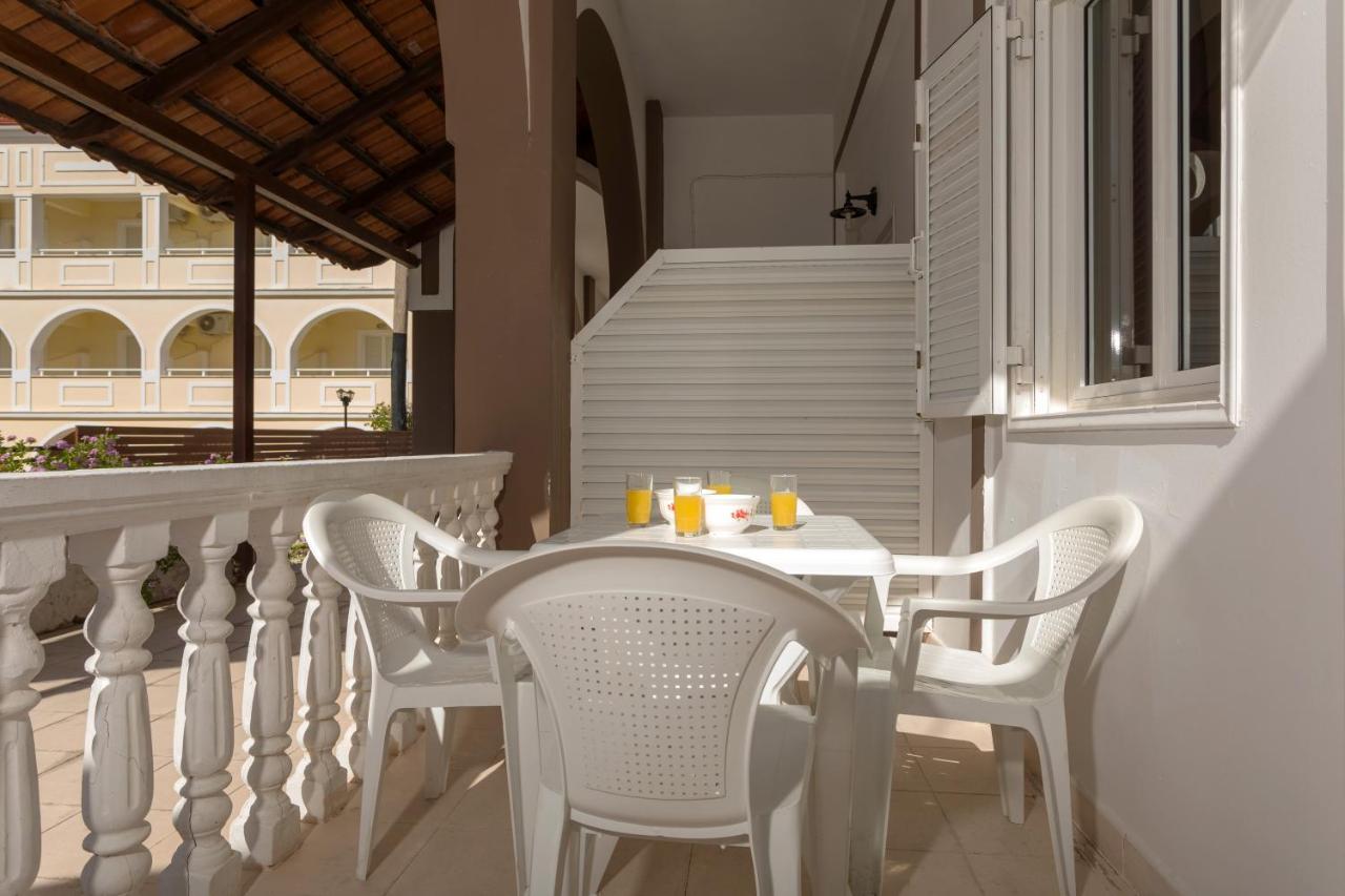 Holidays Studios & Apartments Лаганас Екстериор снимка