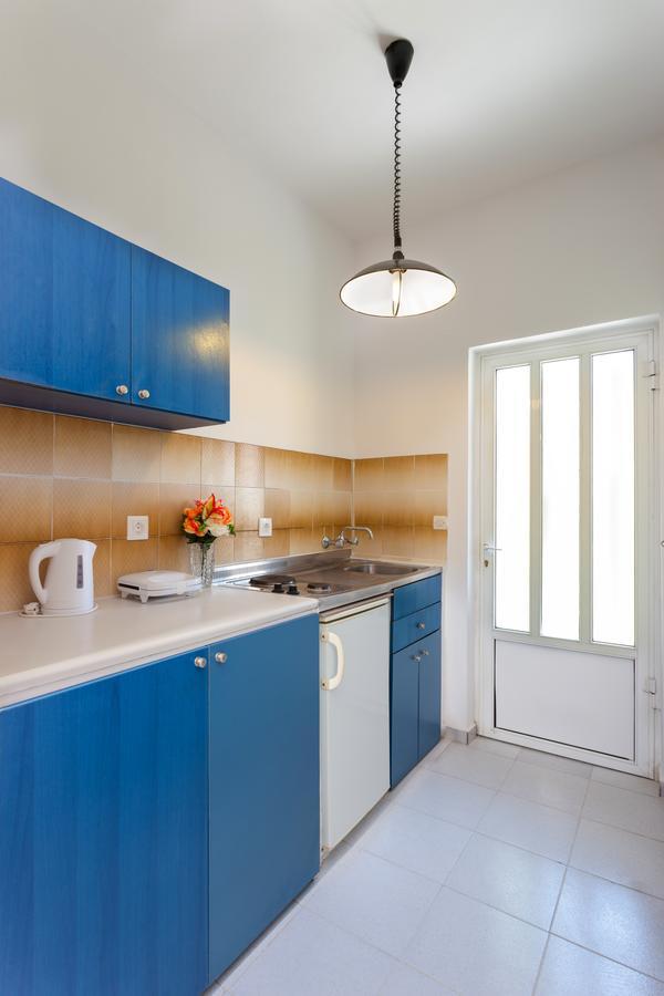 Holidays Studios & Apartments Лаганас Екстериор снимка